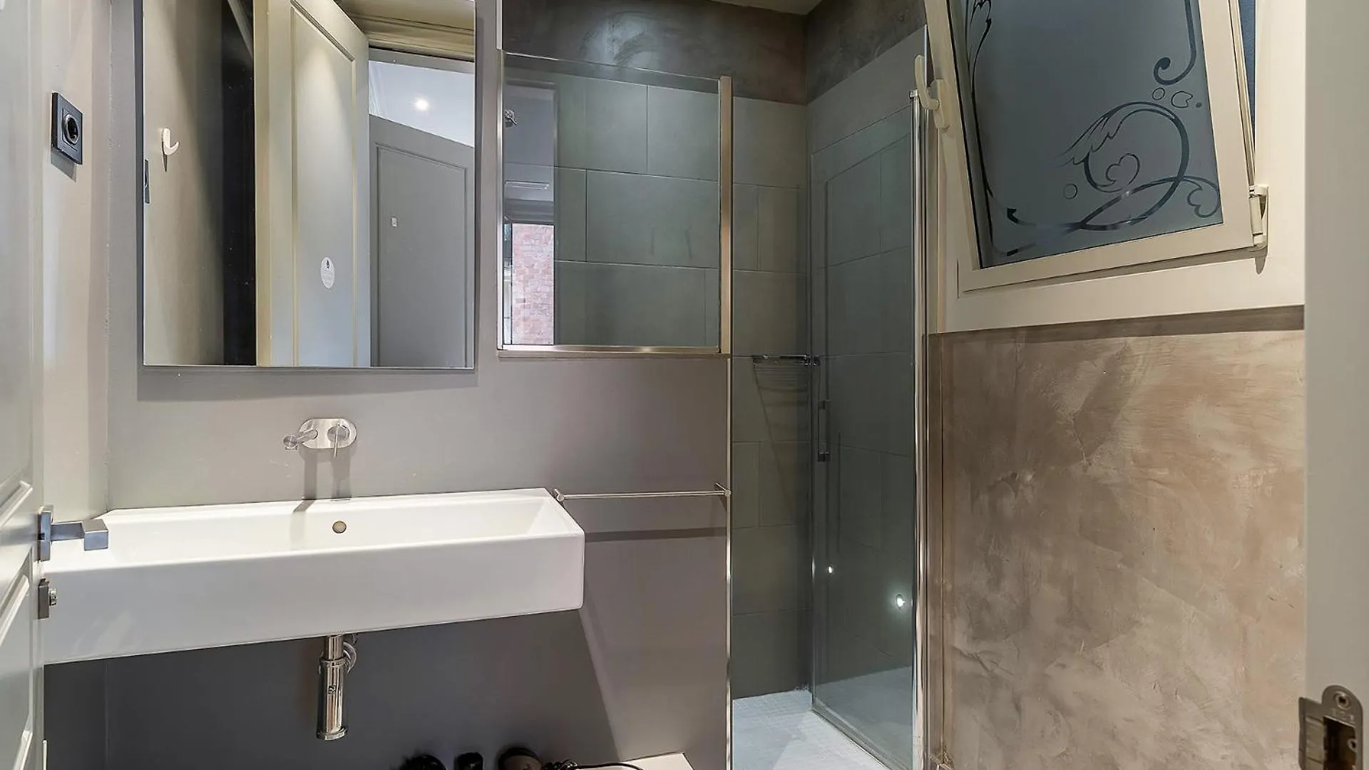 2165 - Ab Casa Saltor Apartment Barcelona