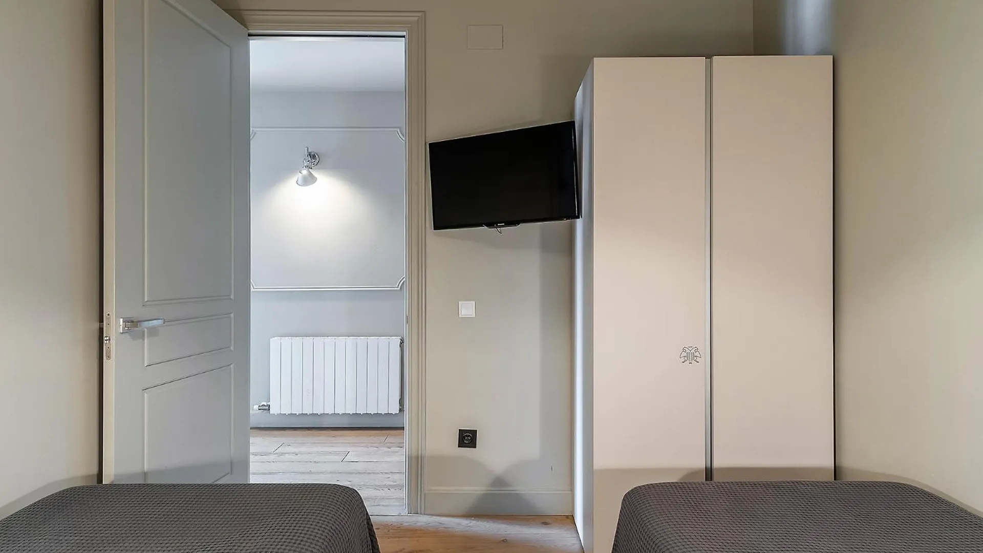 2165 - Ab Casa Saltor Apartment Barcelona